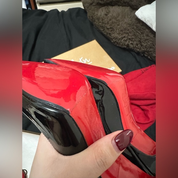 Christian Louboutin Decollete 554 100 Patent - Picture 11 of 16